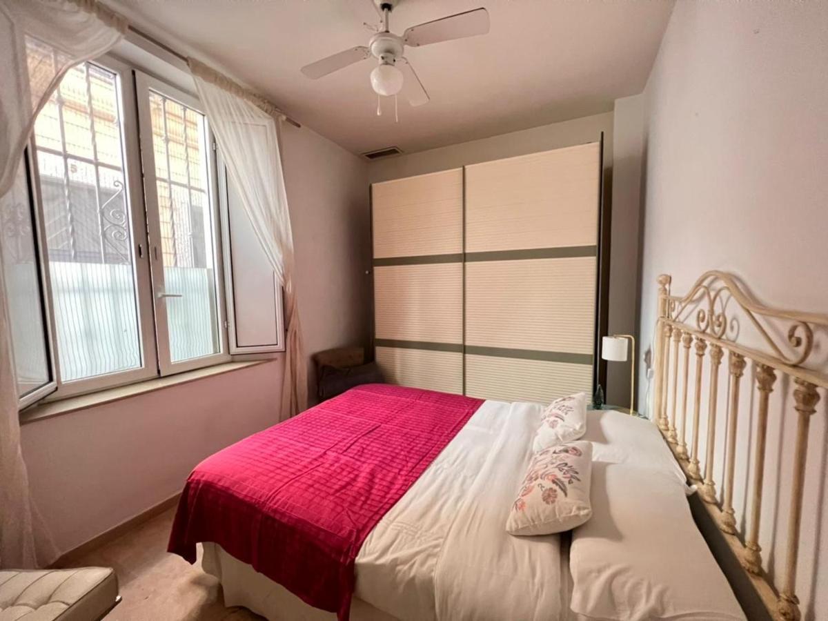 Apartamento Centro De Sevilla Ngoại thất bức ảnh